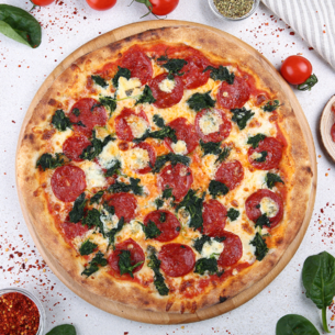Pizza Spinaci e saleami
